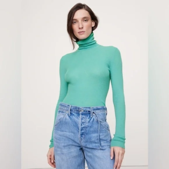 Banana Republic FEATHERWEIGHT CASHMERE TURTLENECK SWEATER size S aqua NWT